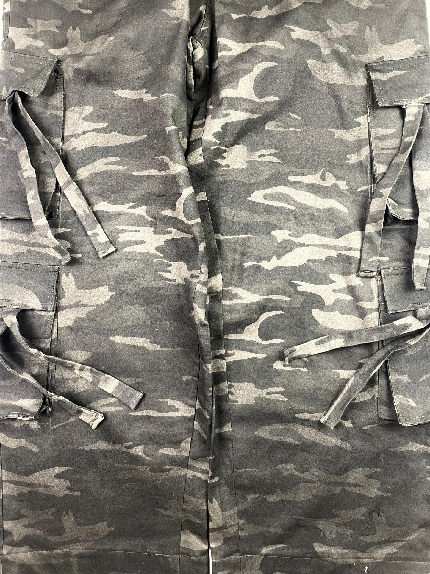 Faded & Thrashed Bondage Camo Pants