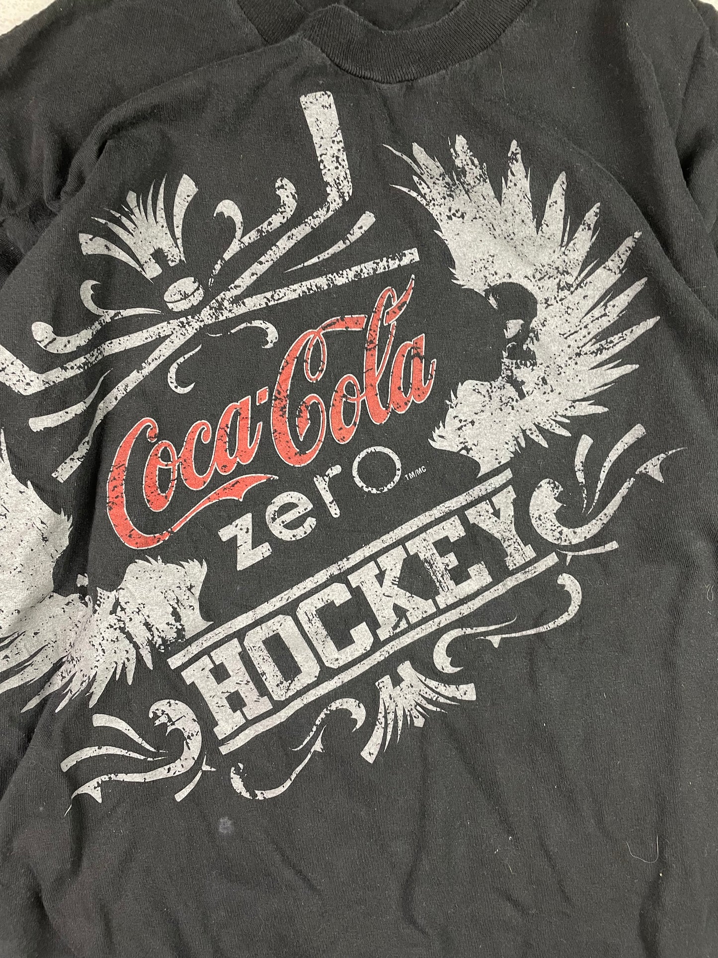 Y2k Sunfaded Hockey tshirt .