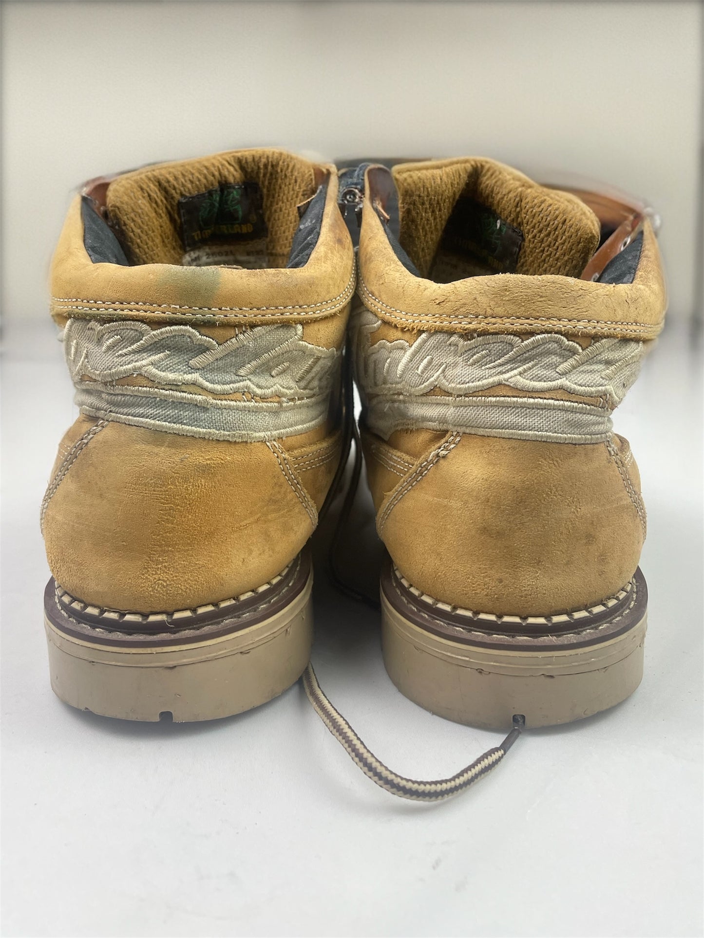 90’s Rare Timberland Spellout Boots