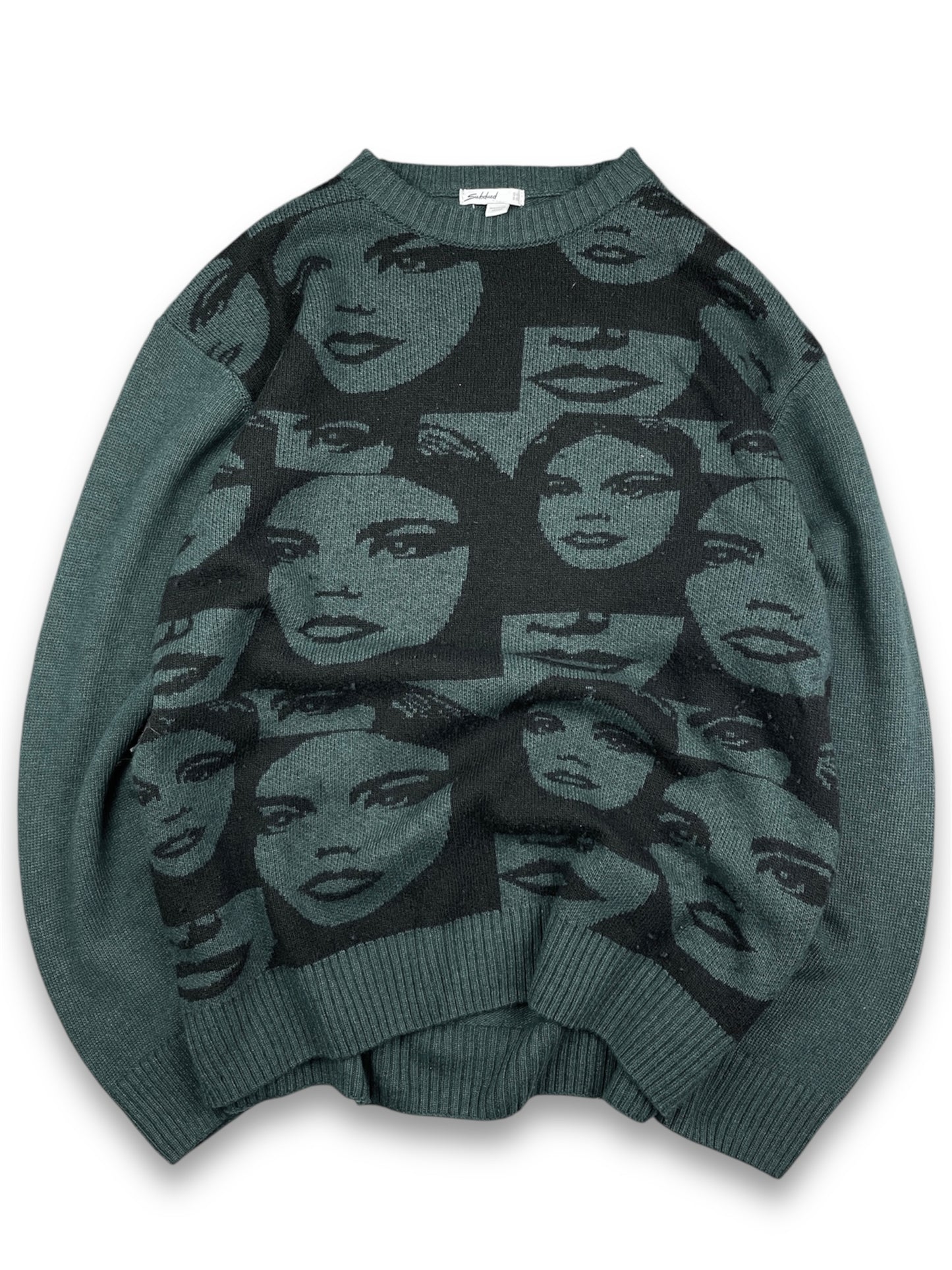 00’s Subdued Knitted Sweater .