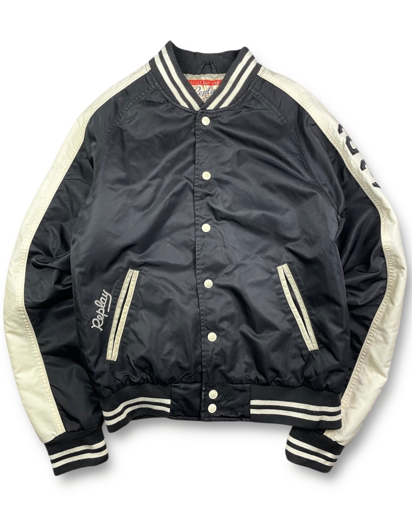 Vintage 00’s replay bomber jacket