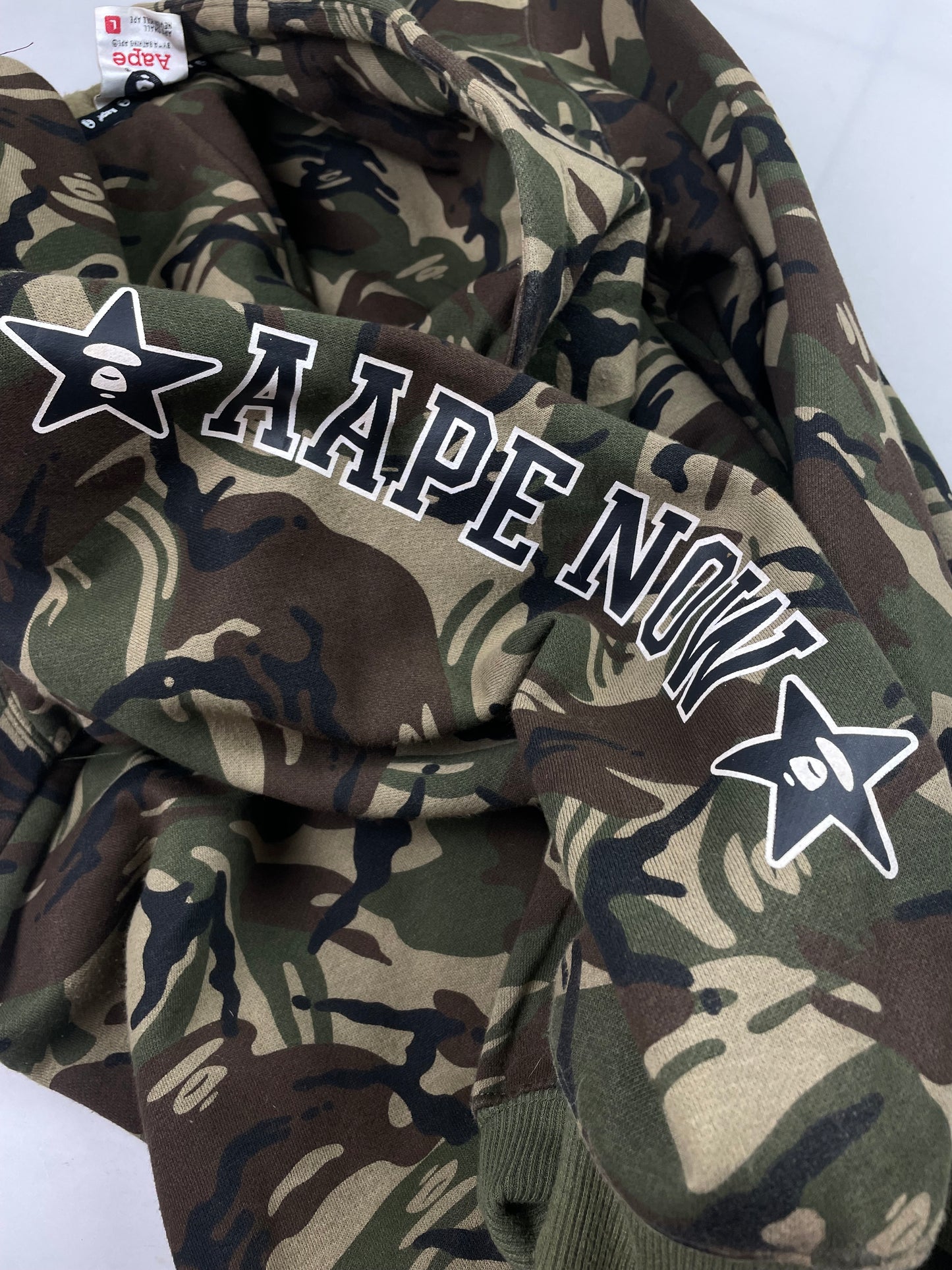 00’s Aape Camo Zip Up Hoodie