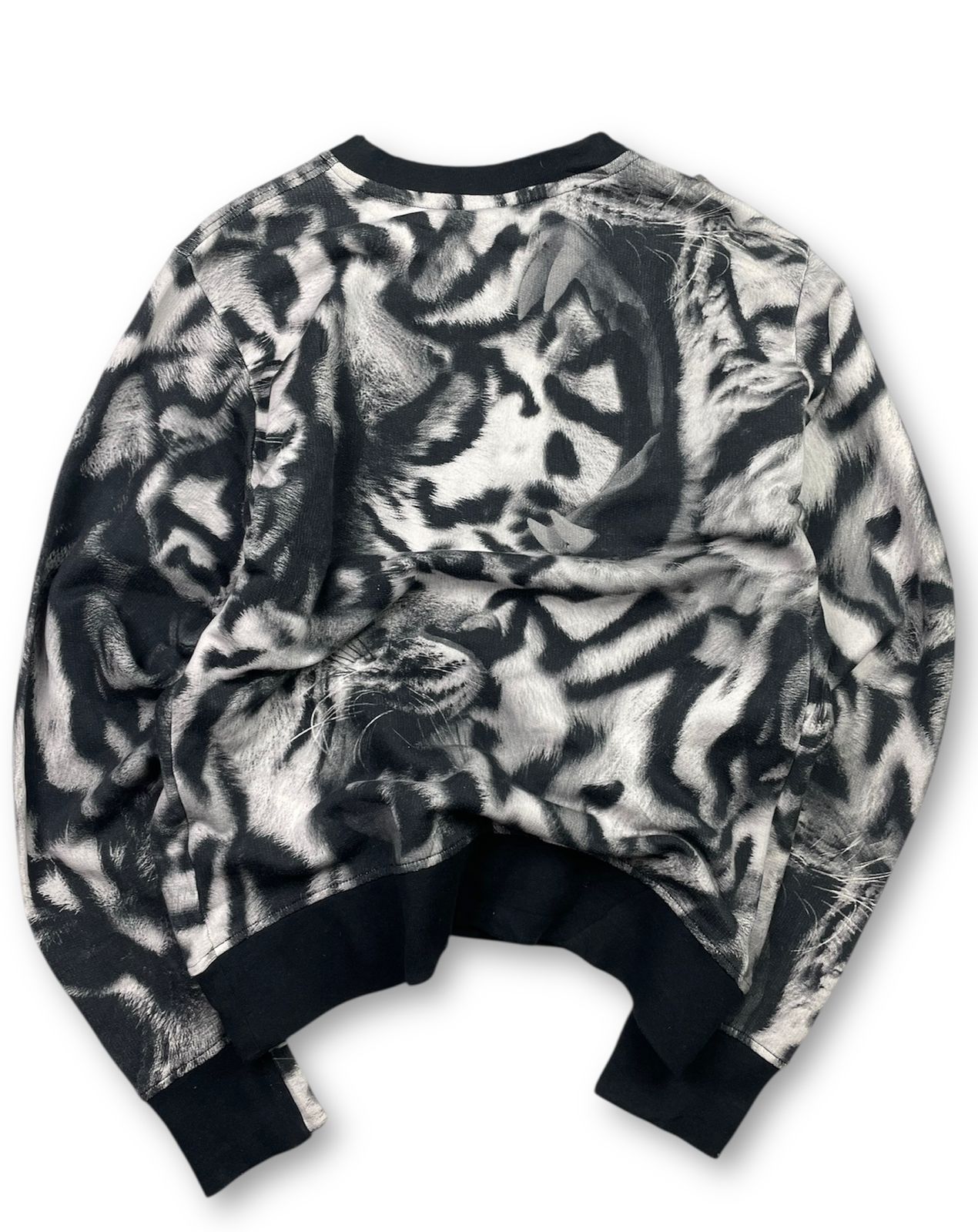 Vintage Paul Smith leopard printed crewneck